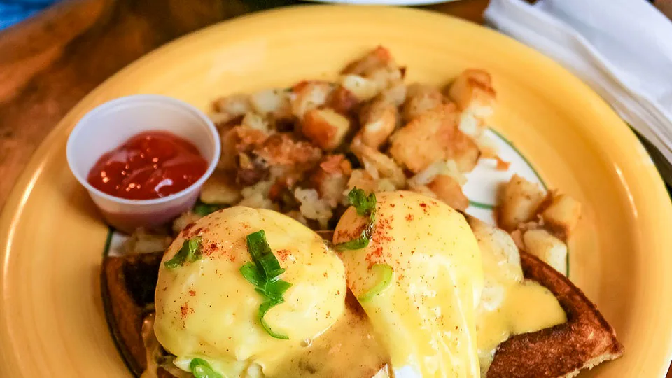 Best Maui Breakfast Spots Grandma's Coffee House