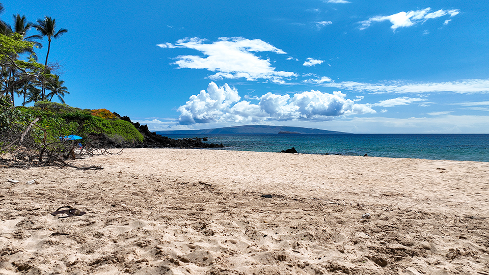 Palauea Beach (White Rock)