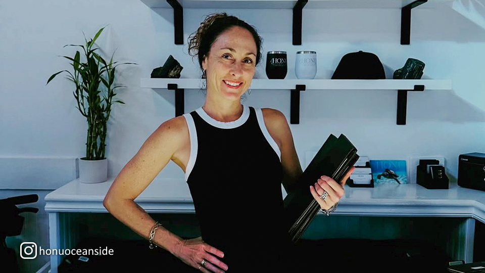 Honu Oceanside Hostess Greeting Guests with Aloha