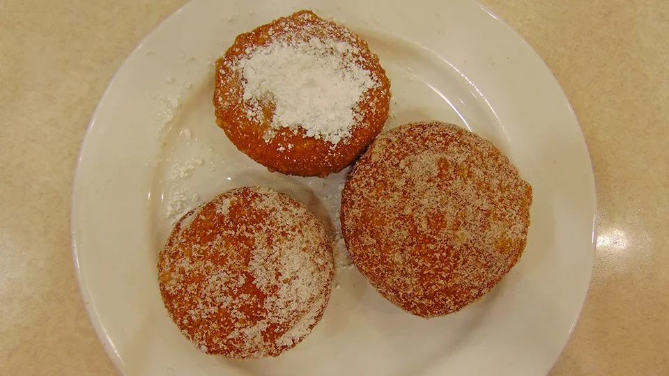 Maui Best Zippy's Napoleon Bakery Malasada