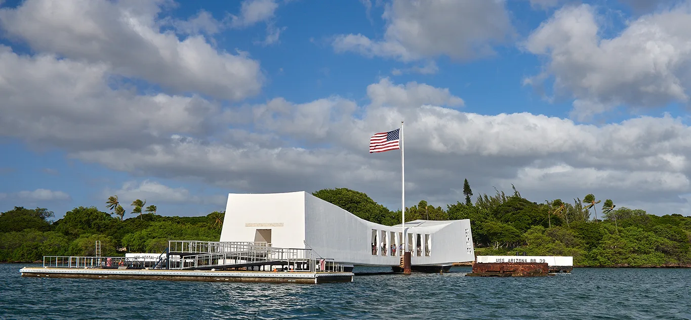 Pearl Harbor visitor guide — USS Arizona Memorial